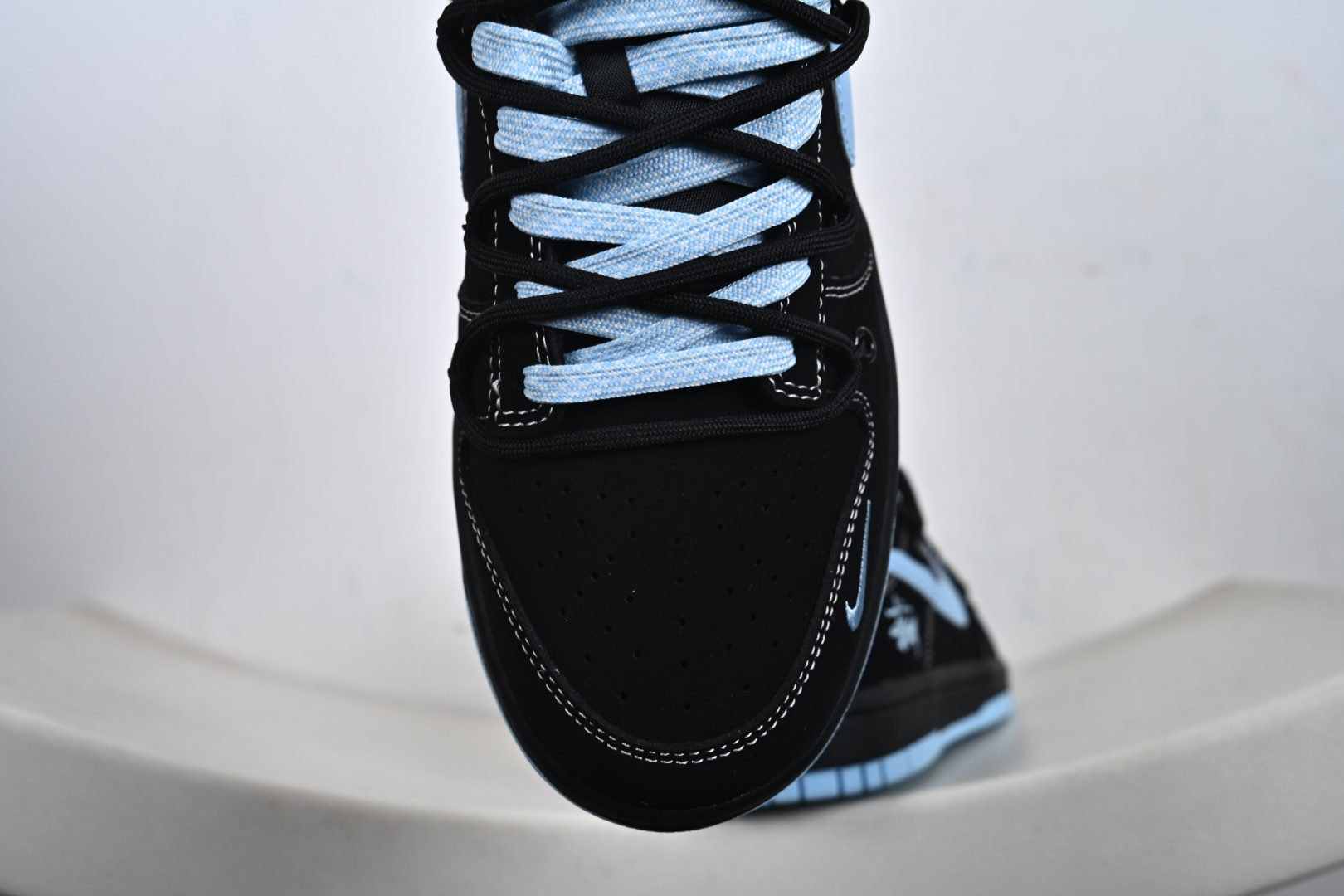 定制版 街头顶流联名炸场 Nike SB Dunk Low × Stüssy 斯图西联名 堪称2026潮圈硬通货 黑蓝 JP2026-105-Top High Quatity Cheap Sneakers Fashion Clothing Clothes Bags handbags Shoes of all Brand wholesale With The best Quality And Beautiful Price from China Factory Chinese suppliers wholesaler seller 定制版 街头顶流联名炸场 Nike SB Dunk Low × Stüssy 斯图西联名 堪称2026潮圈硬通货 黑蓝 JP2026-105