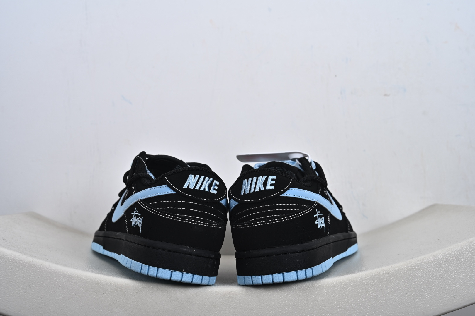 定制版 街头顶流联名炸场 Nike SB Dunk Low × Stüssy 斯图西联名 堪称2026潮圈硬通货 黑蓝 JP2026-105-Top High Quatity Cheap Sneakers Fashion Clothing Clothes Bags handbags Shoes of all Brand wholesale With The best Quality And Beautiful Price from China Factory Chinese suppliers wholesaler seller 定制版 街头顶流联名炸场 Nike SB Dunk Low × Stüssy 斯图西联名 堪称2026潮圈硬通货 黑蓝 JP2026-105