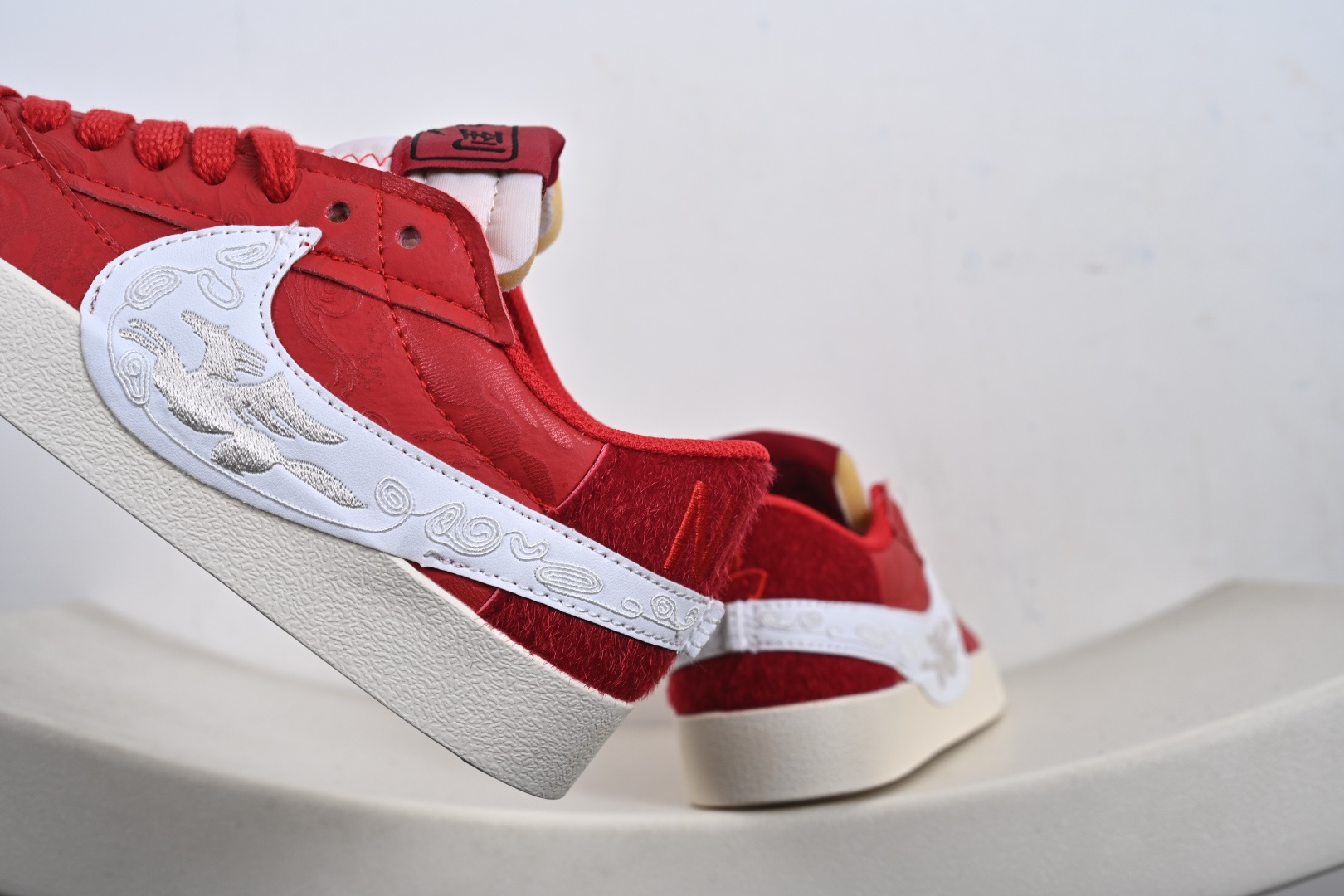 Nike Blazer Low‘77 Jumbo 耐克 马年限定 CNY新年款 经典百搭低帮开拓者休闲运动板鞋 MN2026-001-Top High Quatity Cheap Sneakers Fashion Clothing Clothes Bags handbags Shoes of all Brand wholesale With The best Quality And Beautiful Price from China Factory Chinese suppliers wholesaler seller Nike Blazer Low‘77 Jumbo 耐克 马年限定 CNY新年款 经典百搭低帮开拓者休闲运动板鞋 MN2026-001