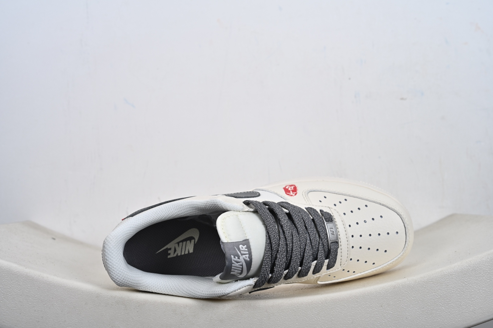 Nike Air Force 1 Low 马年限定 MZ9588-822-Top High Quatity Cheap Sneakers Fashion Clothing Clothes Bags handbags Shoes of all Brand wholesale With The best Quality And Beautiful Price from China Factory Chinese suppliers wholesaler seller Nike Air Force 1 Low 马年限定 MZ9588-822