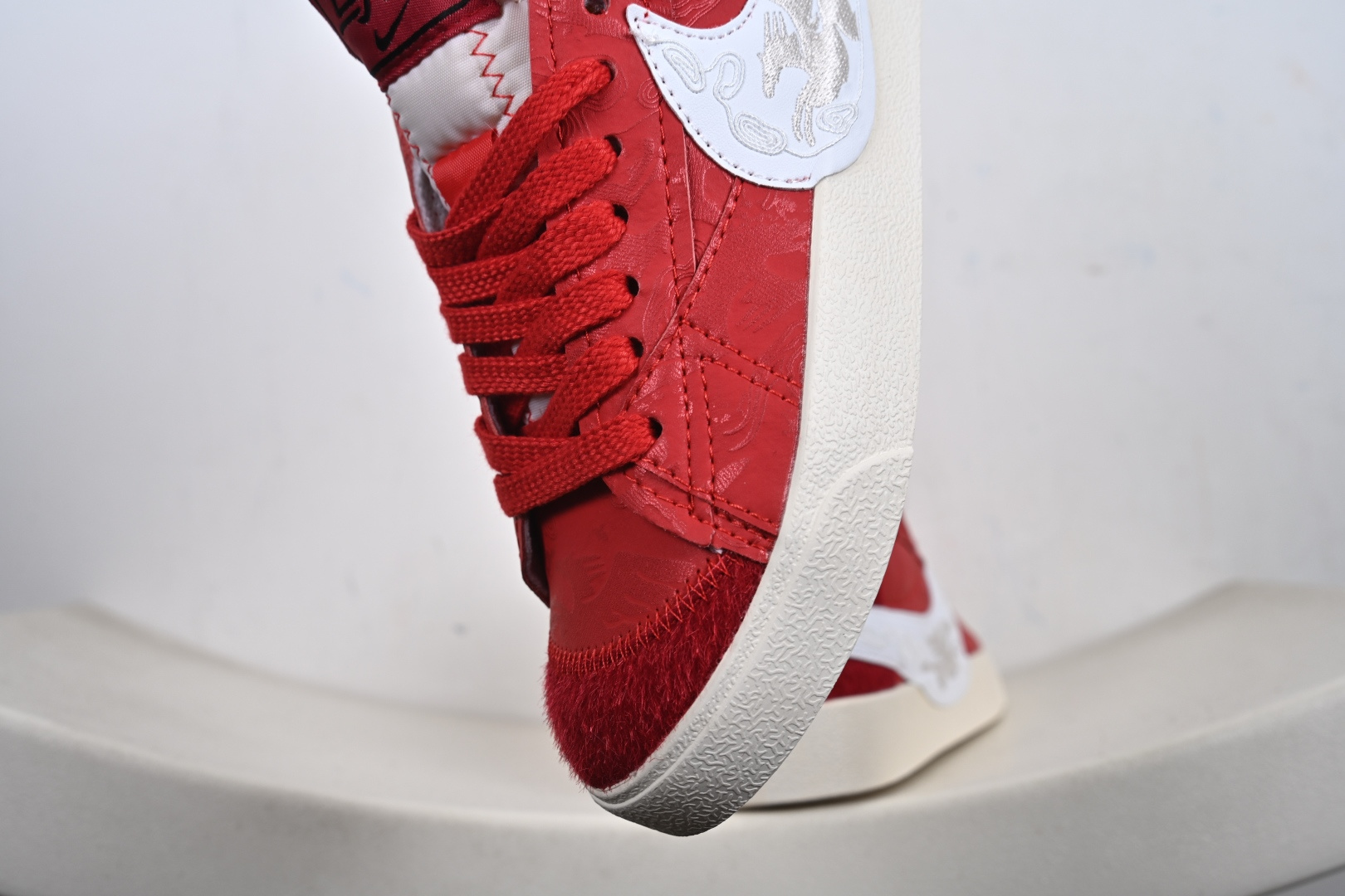 Nike Blazer Low‘77 Jumbo 耐克 马年限定 CNY新年款 经典百搭低帮开拓者休闲运动板鞋 MN2026-001-Top High Quatity Cheap Sneakers Fashion Clothing Clothes Bags handbags Shoes of all Brand wholesale With The best Quality And Beautiful Price from China Factory Chinese suppliers wholesaler seller Nike Blazer Low‘77 Jumbo 耐克 马年限定 CNY新年款 经典百搭低帮开拓者休闲运动板鞋 MN2026-001