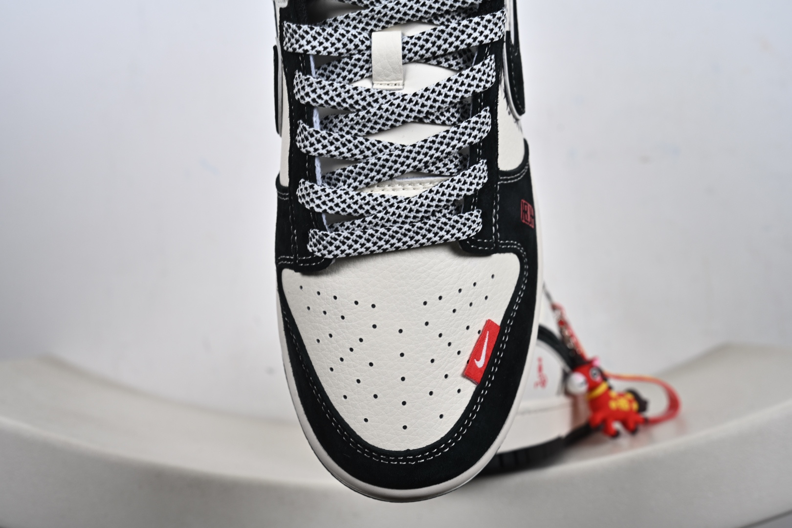 定制版 水墨马韵 Dunk国风新解 Nike Dunk Low CX5050-Y60将马年生肖与水墨国风揉进街头经典-Top High Quatity Cheap Sneakers Fashion Clothing Clothes Bags handbags Shoes of all Brand wholesale With The best Quality And Beautiful Price from China Factory Chinese suppliers wholesaler seller 定制版 水墨马韵 Dunk国风新解 Nike Dunk Low CX5050-Y60将马年生肖与水墨国风揉进街头经典