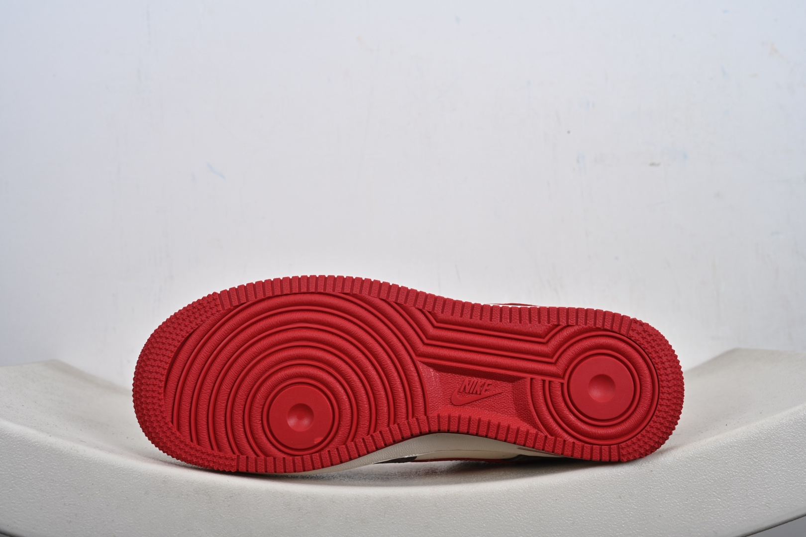 高端定制Nike Air Force 1 '07 Low “马年限定-麂皮酒红” 高端定制 XD0028-001-Top High Quatity Cheap Sneakers Fashion Clothing Clothes Bags handbags Shoes of all Brand wholesale With The best Quality And Beautiful Price from China Factory Chinese suppliers wholesaler seller 高端定制Nike Air Force 1 '07 Low “马年限定-麂皮酒红” 高端定制 XD0028-001