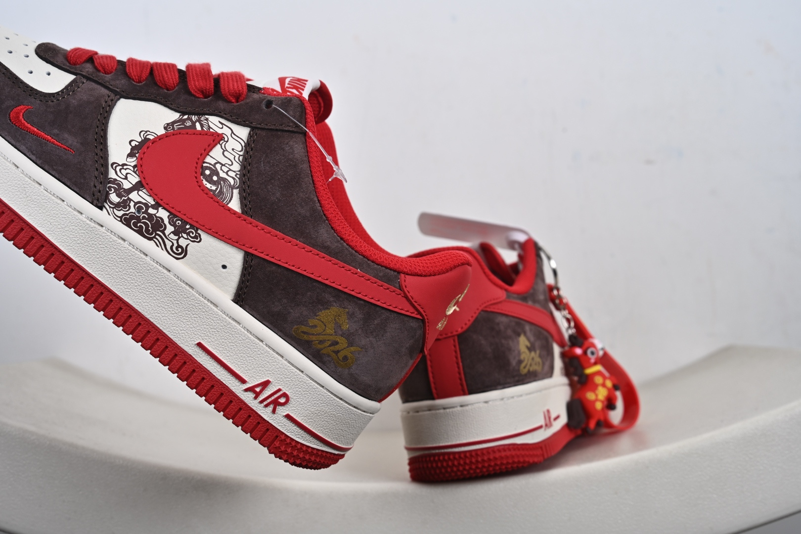 高端定制Nike Air Force 1 '07 Low “马年限定-麂皮酒红” 高端定制 XD0028-001-Top High Quatity Cheap Sneakers Fashion Clothing Clothes Bags handbags Shoes of all Brand wholesale With The best Quality And Beautiful Price from China Factory Chinese suppliers wholesaler seller 高端定制Nike Air Force 1 '07 Low “马年限定-麂皮酒红” 高端定制 XD0028-001