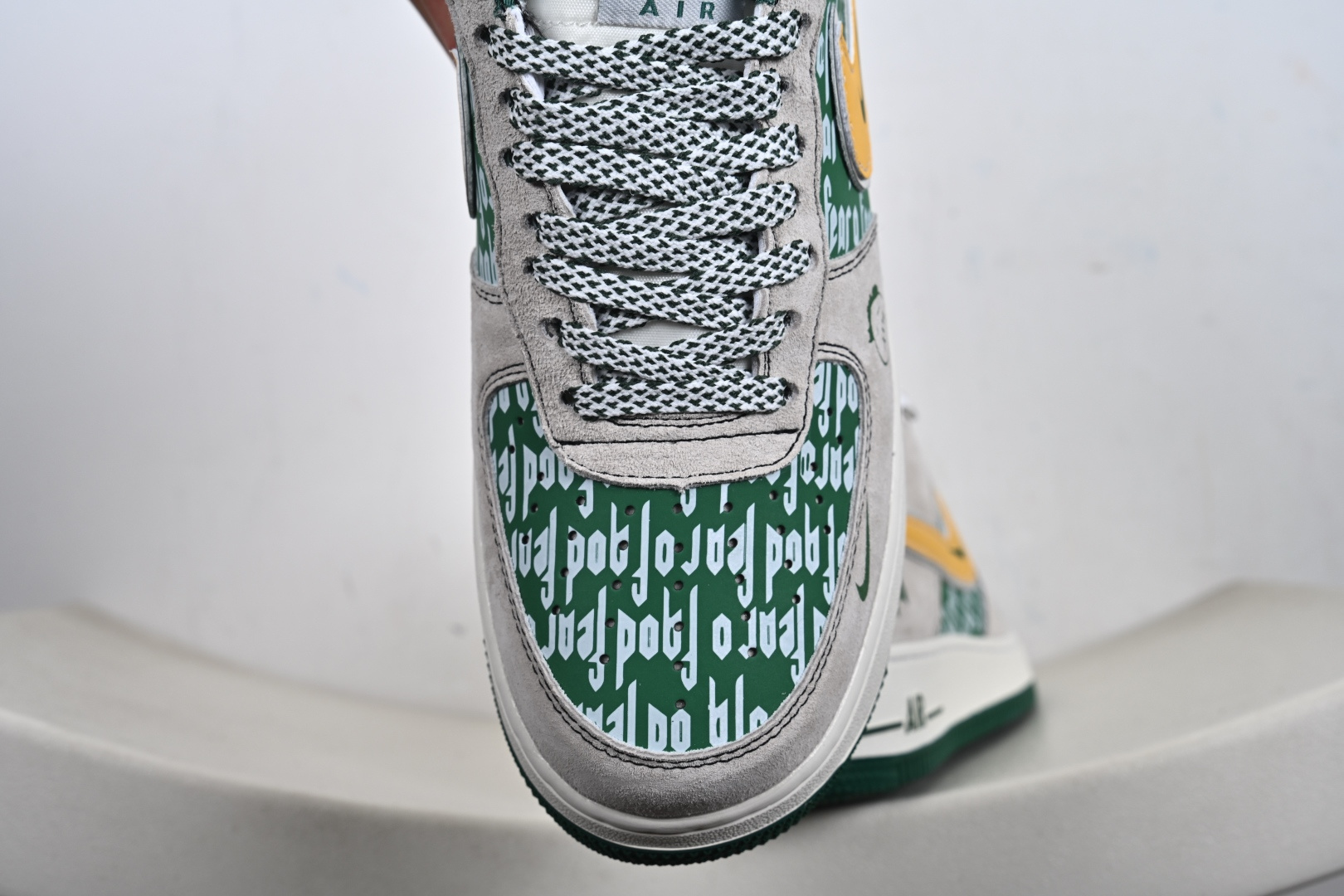 定制版 Nike Air Force 1'07 Low 灰绿撞色 空军一号低帮休闲板鞋 SY1388-025-Top High Quatity Cheap Sneakers Fashion Clothing Clothes Bags handbags Shoes of all Brand wholesale With The best Quality And Beautiful Price from China Factory Chinese suppliers wholesaler seller 定制版 Nike Air Force 1'07 Low 灰绿撞色 空军一号低帮休闲板鞋 SY1388-025