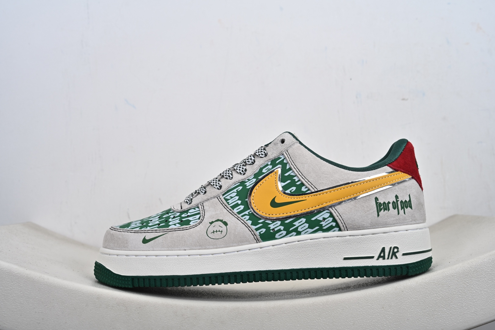 定制版 Nike Air Force 1'07 Low 灰绿撞色 空军一号低帮休闲板鞋 SY1388-025-Top High Quatity Cheap Sneakers Fashion Clothing Clothes Bags handbags Shoes of all Brand wholesale With The best Quality And Beautiful Price from China Factory Chinese suppliers wholesaler seller 定制版 Nike Air Force 1'07 Low 灰绿撞色 空军一号低帮休闲板鞋 SY1388-025