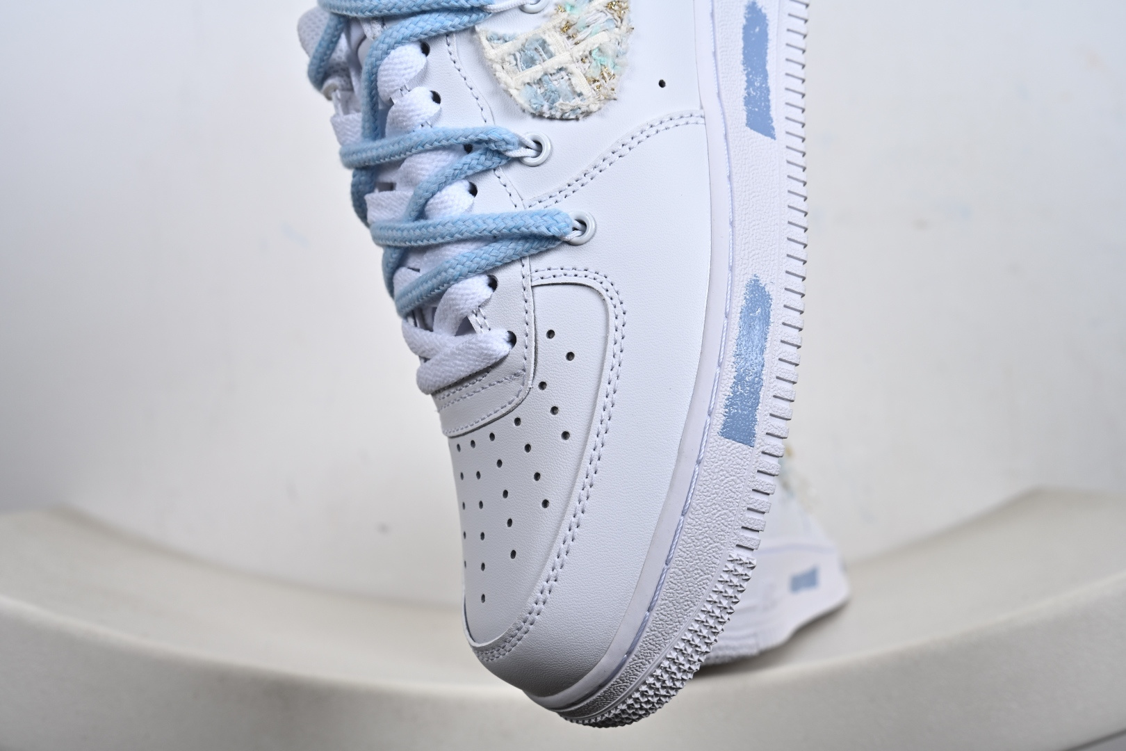 Nike Air Force 1 Low 奶蓝小香风 解构绑带 DC9999-223-Top High Quatity Cheap Sneakers Fashion Clothing Clothes Bags handbags Shoes of all Brand wholesale With The best Quality And Beautiful Price from China Factory Chinese suppliers wholesaler seller Nike Air Force 1 Low 奶蓝小香风 解构绑带 DC9999-223