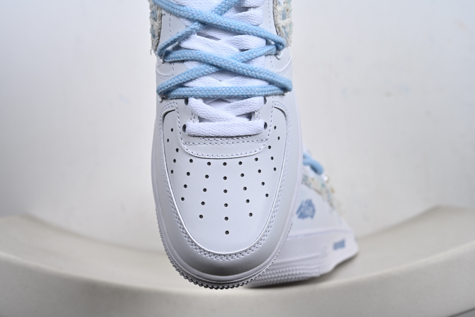 Nike Air Force 1 Low 奶蓝小香风 解构绑带 DC9999-223-Top High Quatity Cheap Sneakers Fashion Clothing Clothes Bags handbags Shoes of all Brand wholesale With The best Quality And Beautiful Price from China Factory Chinese suppliers wholesaler seller Nike Air Force 1 Low 奶蓝小香风 解构绑带 DC9999-223