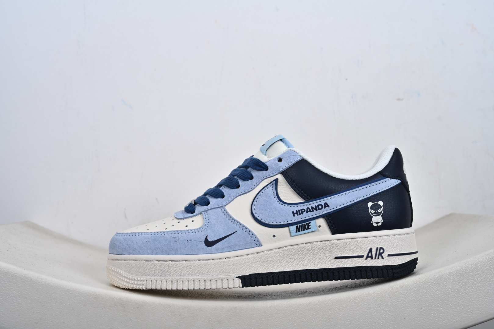 高端定制Nike Air Force 1 '07 Low “暴力熊联名------北卡蓝双钩” 高端定制 低帮休闲板鞋 XD9314-616