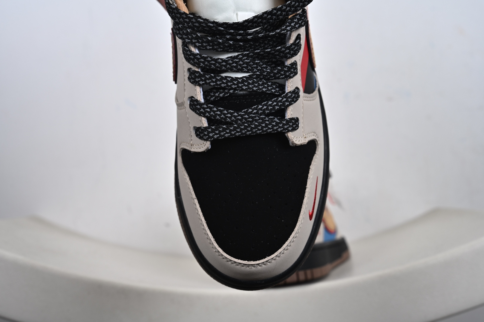 Nike SB Dunk Low “Supreme联名——创意彩虹拼接” 高端定制 低帮休闲板鞋 SJ8888-008-Top High Quatity Cheap Sneakers Fashion Clothing Clothes Bags handbags Shoes of all Brand wholesale With The best Quality And Beautiful Price from China Factory Chinese suppliers wholesaler seller Nike SB Dunk Low “Supreme联名——创意彩虹拼接” 高端定制 低帮休闲板鞋 SJ8888-008