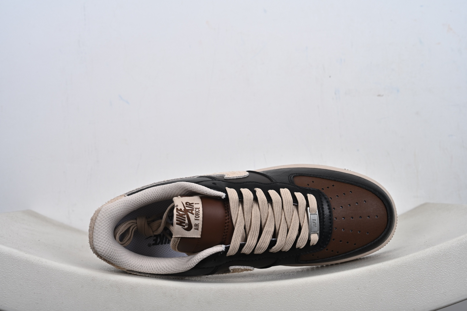 Nike Air Force 1 Low 摩卡棕 CJ9179-200