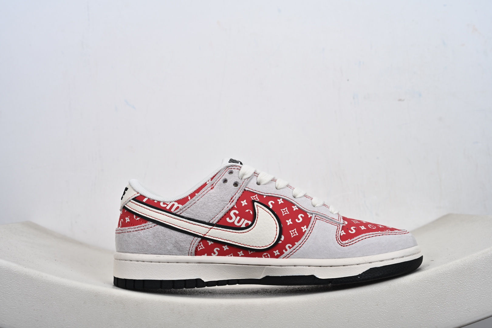 红纹老花炸街王 Nike SB Dunk Low 马年限定款重磅来袭 JP2026-107