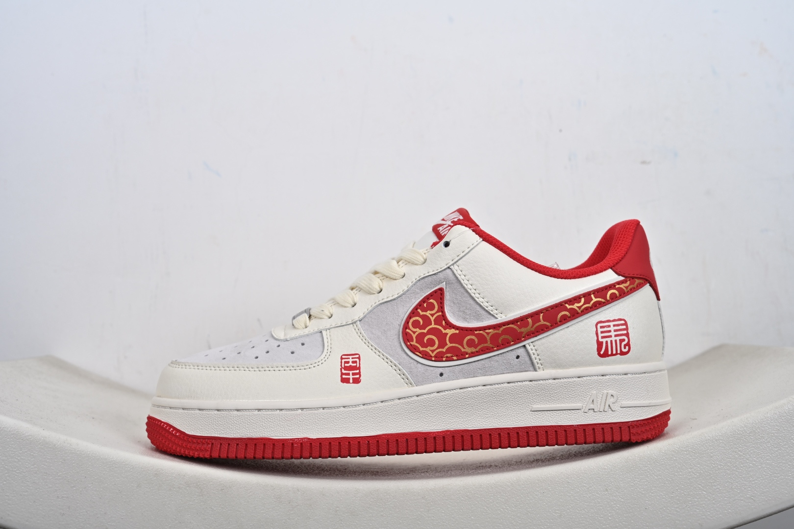 2026马年开运神鞋 Nike Air Force 1 红金国风炸街款 HT5088-613-Top High Quatity Cheap Sneakers Fashion Clothing Clothes Bags handbags Shoes of all Brand wholesale With The best Quality And Beautiful Price from China Factory Chinese suppliers wholesaler seller 2026马年开运神鞋 Nike Air Force 1 红金国风炸街款 HT5088-613