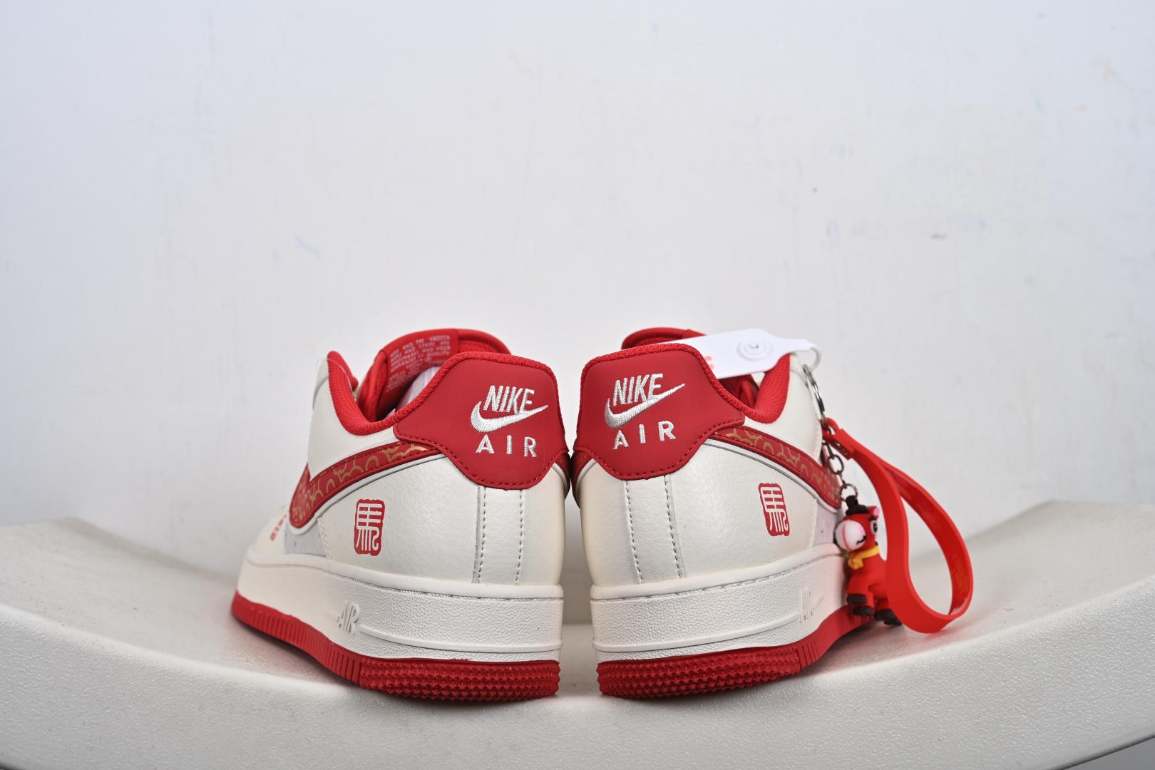 2026马年开运神鞋 Nike Air Force 1 红金国风炸街款 HT5088-613-Top High Quatity Cheap Sneakers Fashion Clothing Clothes Bags handbags Shoes of all Brand wholesale With The best Quality And Beautiful Price from China Factory Chinese suppliers wholesaler seller 2026马年开运神鞋 Nike Air Force 1 红金国风炸街款 HT5088-613