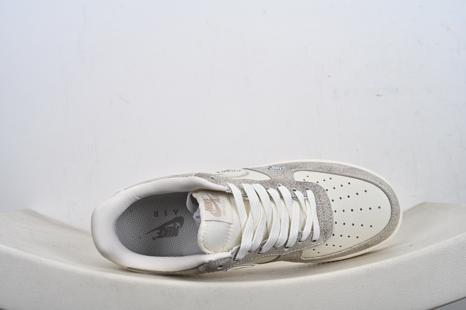 Nike Air Force 1'07 Low 联名款 奶油灰调 空军一号低帮休闲板鞋 XL1979-129