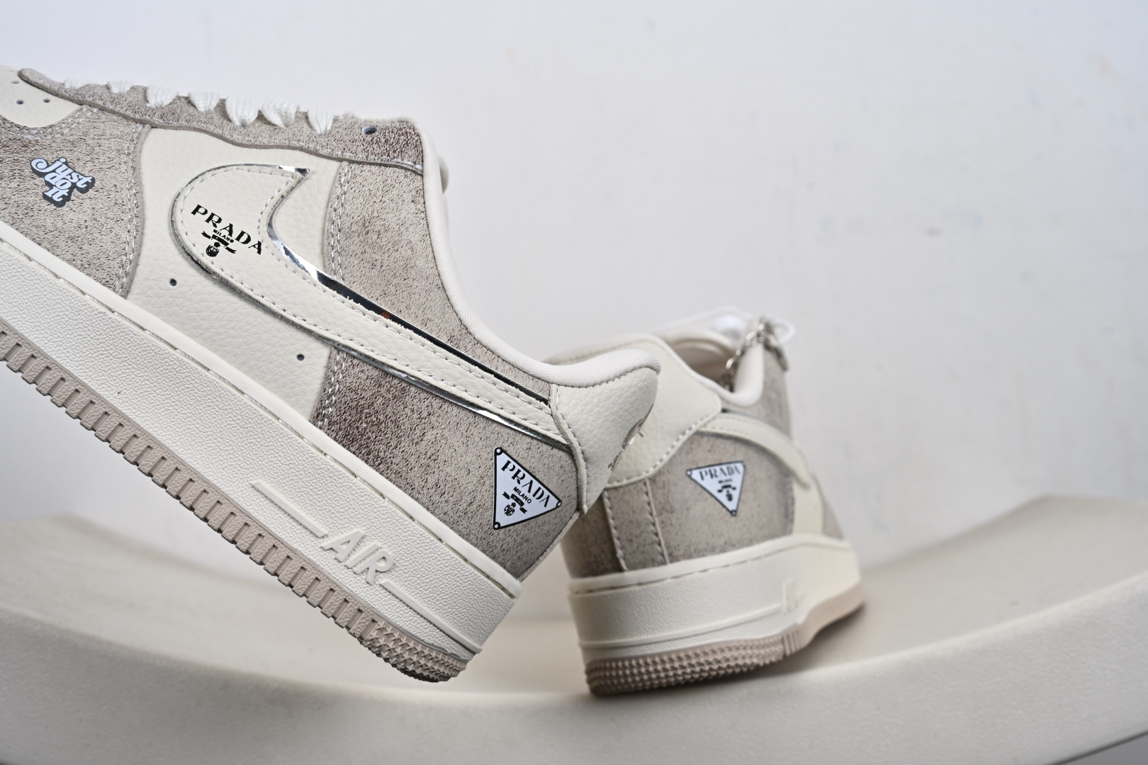 Nike Air Force 1'07 Low 联名款 奶油灰调 空军一号低帮休闲板鞋 XL1979-129