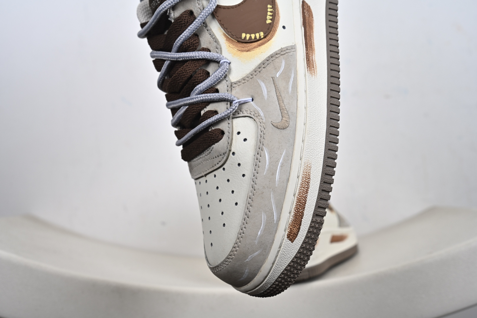 手绘涂鸦 马年限定“金戈铁马”Nike Air Force 1 “ Armored Steed”空军一号定制板鞋 DB3301-818-Top High Quatity Cheap Sneakers Fashion Clothing Clothes Bags handbags Shoes of all Brand wholesale With The best Quality And Beautiful Price from China Factory Chinese suppliers wholesaler seller 手绘涂鸦 马年限定“金戈铁马”Nike Air Force 1 “ Armored Steed”空军一号定制板鞋 DB3301-818