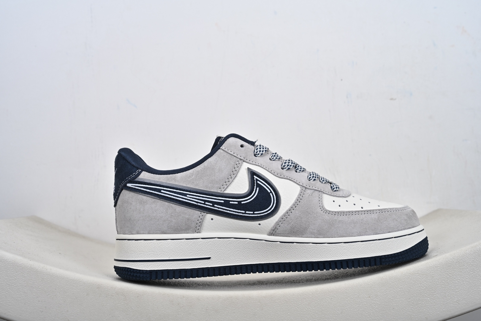 定制版 NK Air Force 1'07 Low 联名款 灰蓝调 空军一号低帮休闲板鞋 SS1979-011-Top High Quatity Cheap Sneakers Fashion Clothing Clothes Bags handbags Shoes of all Brand wholesale With The best Quality And Beautiful Price from China Factory Chinese suppliers wholesaler seller 定制版 NK Air Force 1'07 Low 联名款 灰蓝调 空军一号低帮休闲板鞋 SS1979-011