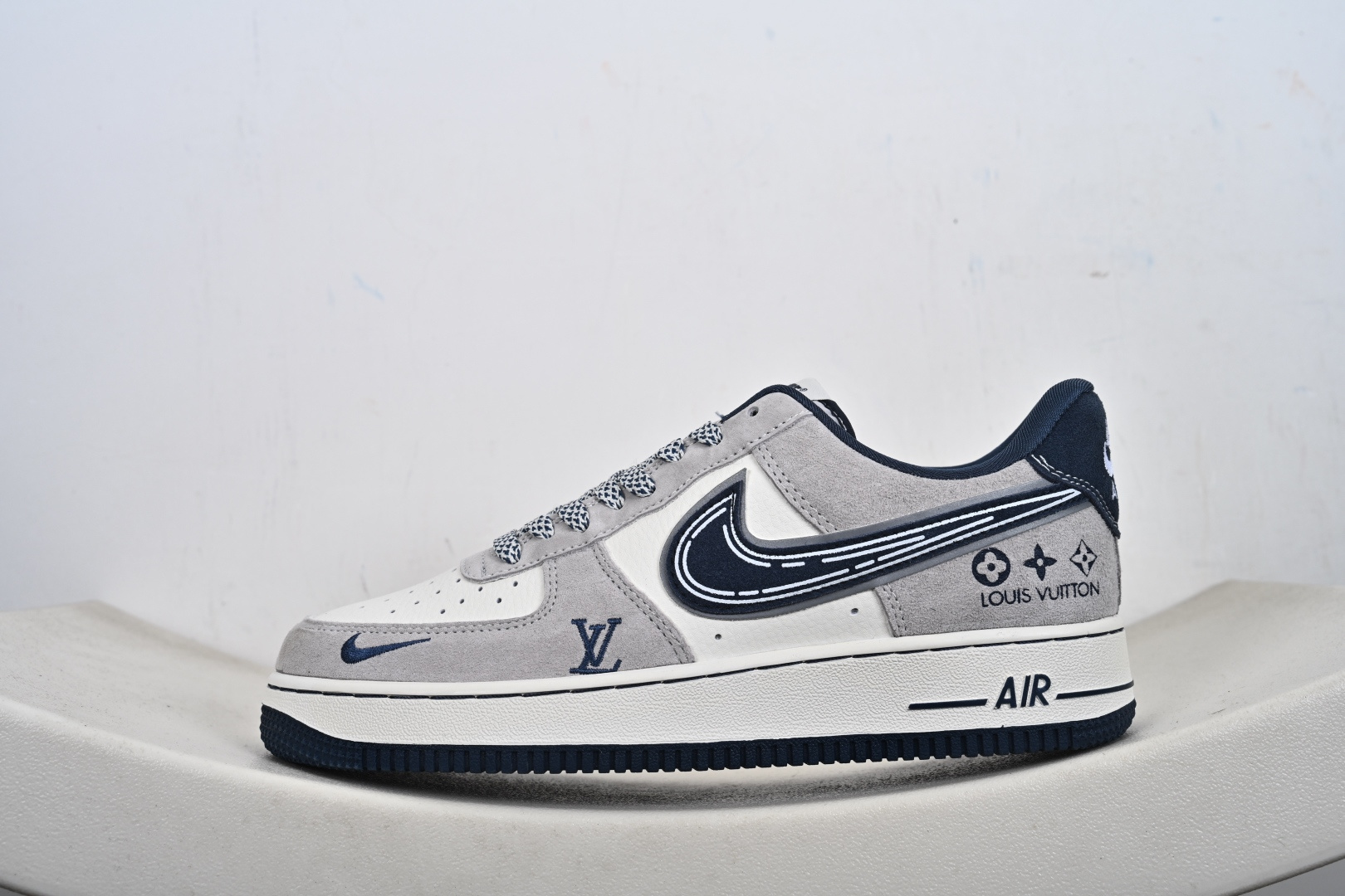 定制版 NK Air Force 1'07 Low 联名款 灰蓝调 空军一号低帮休闲板鞋 SS1979-011-Top High Quatity Cheap Sneakers Fashion Clothing Clothes Bags handbags Shoes of all Brand wholesale With The best Quality And Beautiful Price from China Factory Chinese suppliers wholesaler seller 定制版 NK Air Force 1'07 Low 联名款 灰蓝调 空军一号低帮休闲板鞋 SS1979-011
