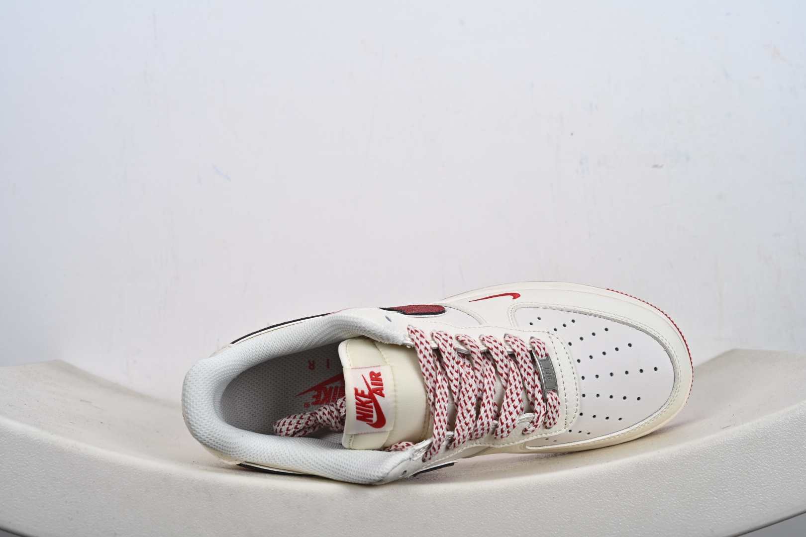Nike Air Force 1 Low 马年限定 QY6878-601-Top High Quatity Cheap Sneakers Fashion Clothing Clothes Bags handbags Shoes of all Brand wholesale With The best Quality And Beautiful Price from China Factory Chinese suppliers wholesaler seller Nike Air Force 1 Low 马年限定 QY6878-601