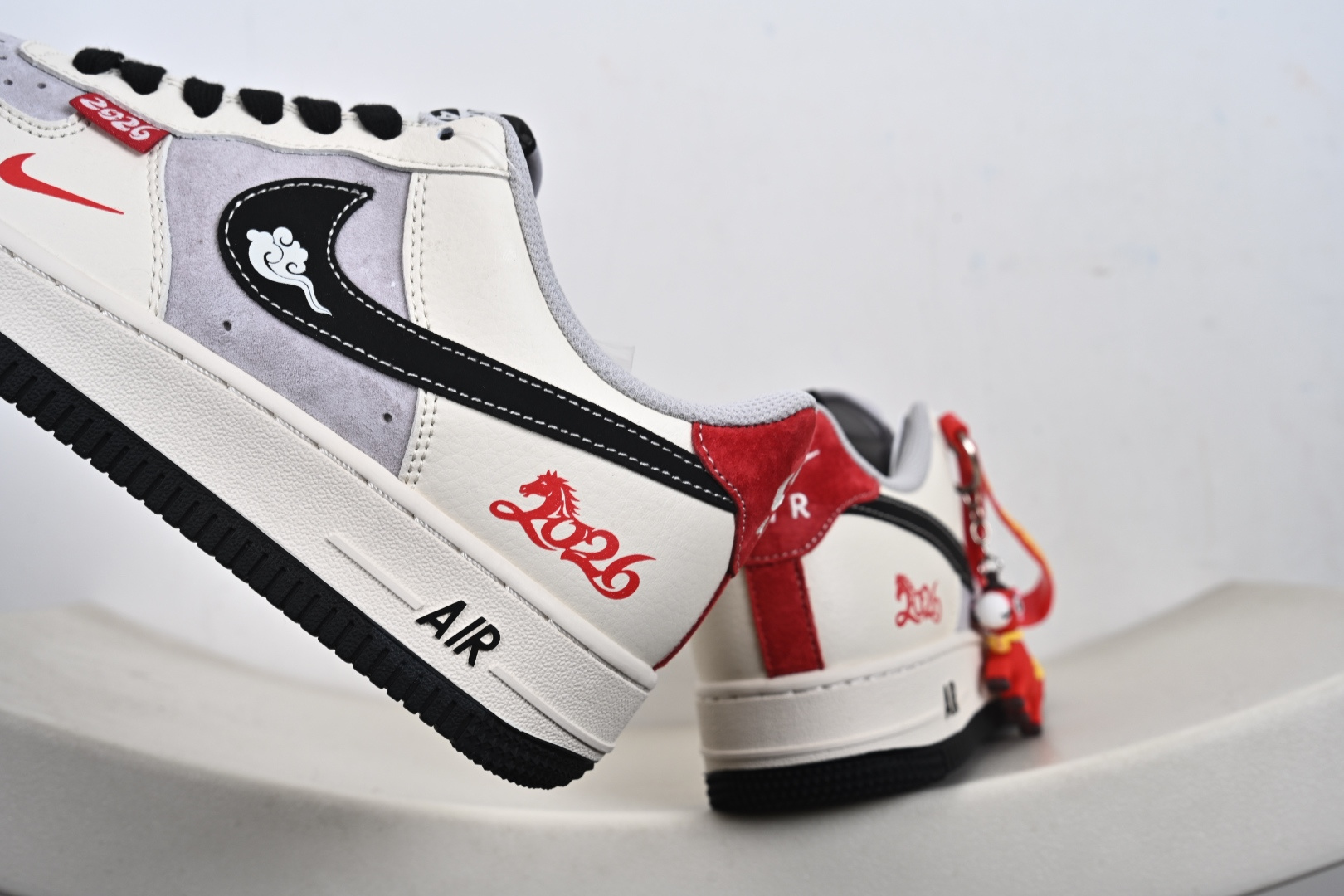定制版 Nike Air Force 1'07 Low 马年限定 联名 空军一号低帮休闲板鞋 XD0028-015-Top High Quatity Cheap Sneakers Fashion Clothing Clothes Bags handbags Shoes of all Brand wholesale With The best Quality And Beautiful Price from China Factory Chinese suppliers wholesaler seller 定制版 Nike Air Force 1'07 Low 马年限定 联名 空军一号低帮休闲板鞋 XD0028-015