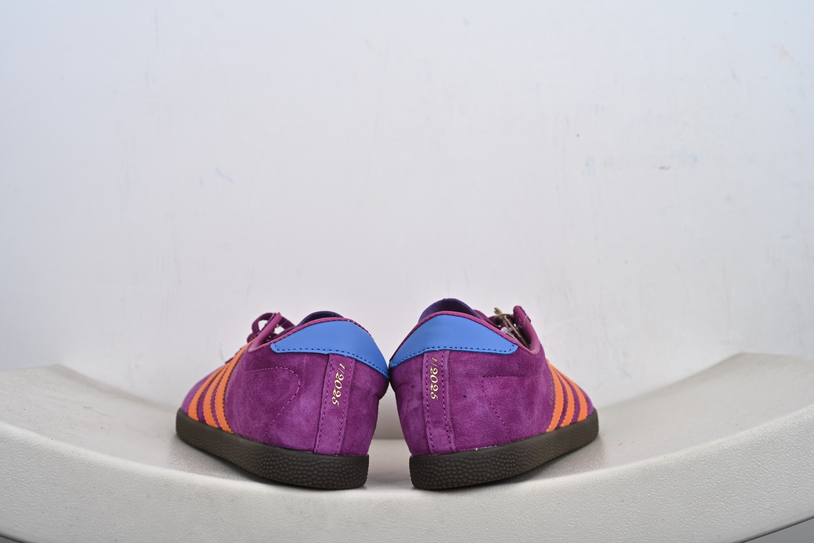 阿迪达斯 Adidas Originals Padiham 复古 防滑耐磨 运动休闲鞋 阿迪达斯透气低帮复古男女板鞋 FW6374 IG5407 JS1372-Top High Quatity Cheap Sneakers Fashion Clothing Clothes Bags handbags Shoes of all Brand wholesale With The best Quality And Beautiful Price from China Factory Chinese suppliers wholesaler seller 阿迪达斯 Adidas Originals Padiham 复古 防滑耐磨 运动休闲鞋 阿迪达斯透气低帮复古男女板鞋 FW6374 IG5407 JS1372