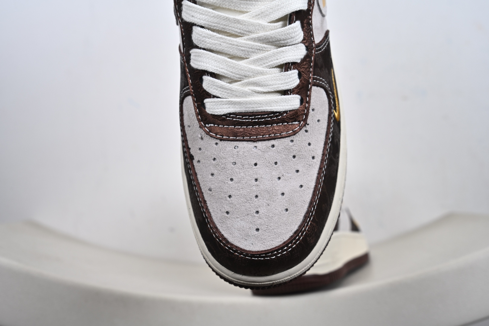 Nike Air Force1 07 low 马年限定 KD1688-005