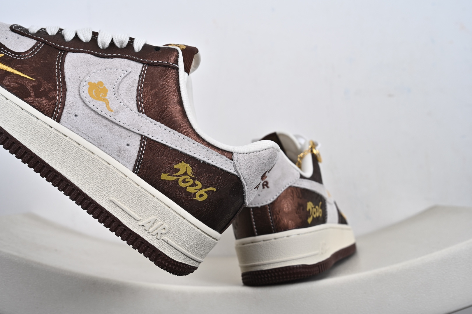 Nike Air Force1 07 low 马年限定 KD1688-005