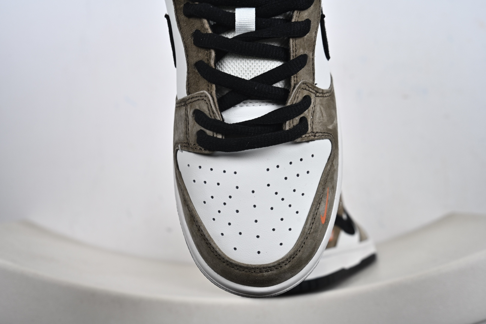 Nike SB Dunk Low 高端定制 低帮休闲板鞋 AJ6817-002