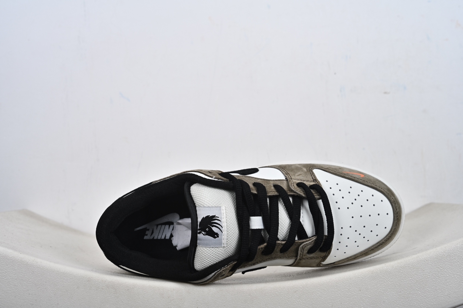Nike SB Dunk Low 高端定制 低帮休闲板鞋 AJ6817-002