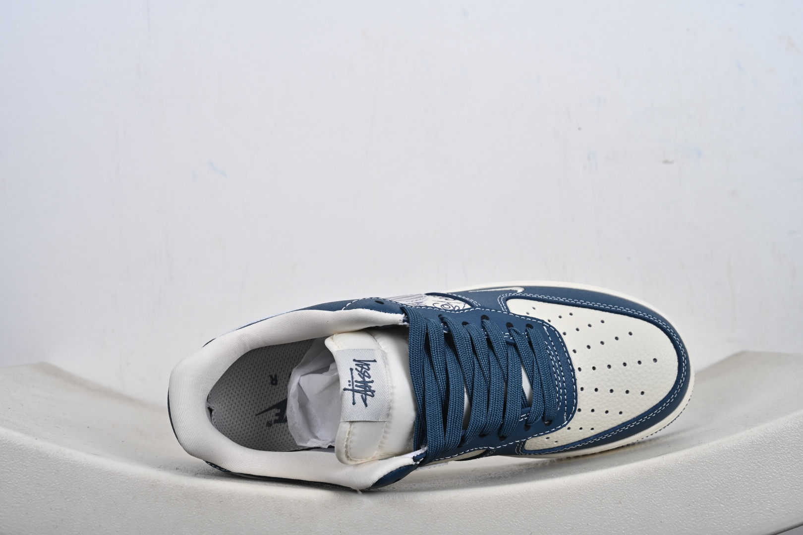 NK Air Force 1 空军一号 XL1979-132