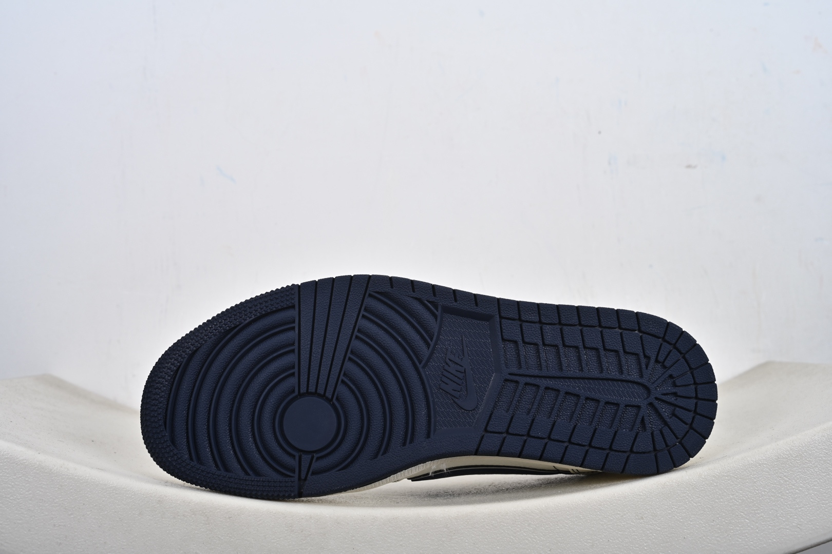 Air Jordan 1 Low AJ1 乔1马年联名 高端定制 低帮复古篮球鞋 FF2026-001