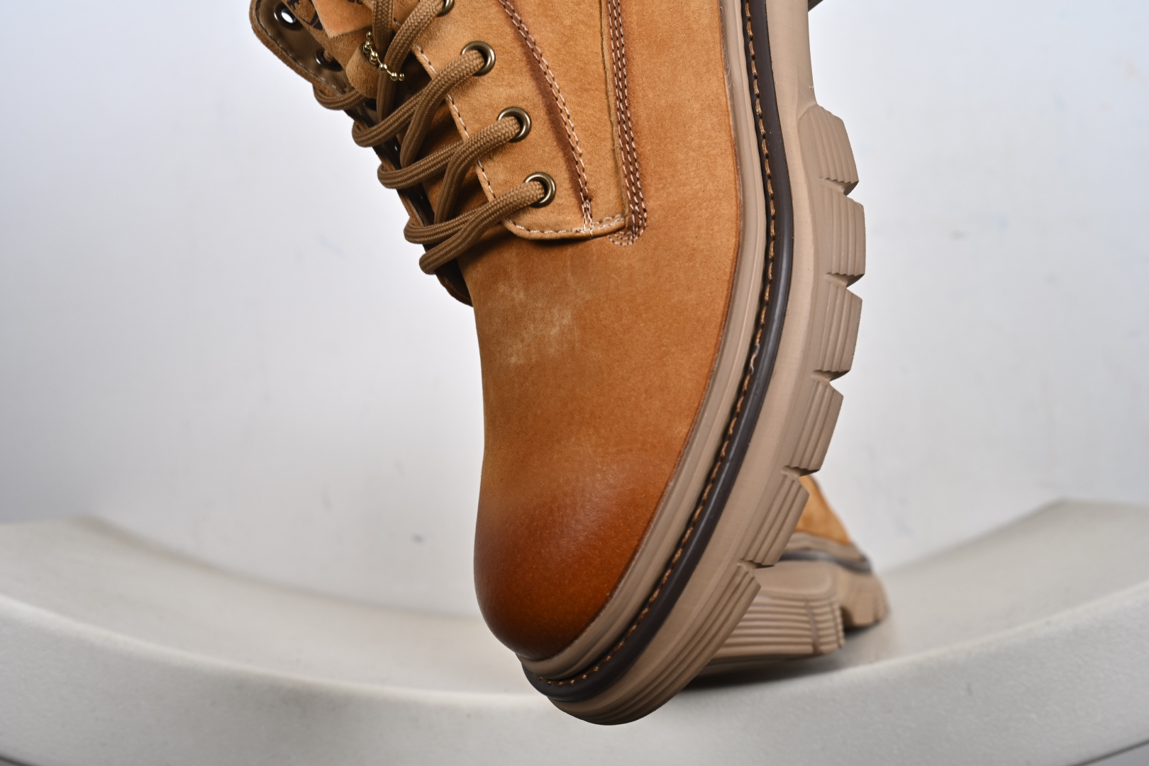 Timberland 天伯伦经典款高帮大黄靴 TB10037