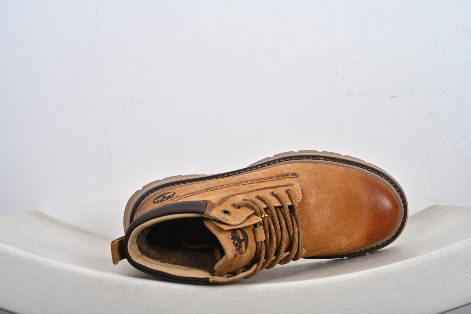 Timberland 天伯伦经典款高帮大黄靴 TB10037