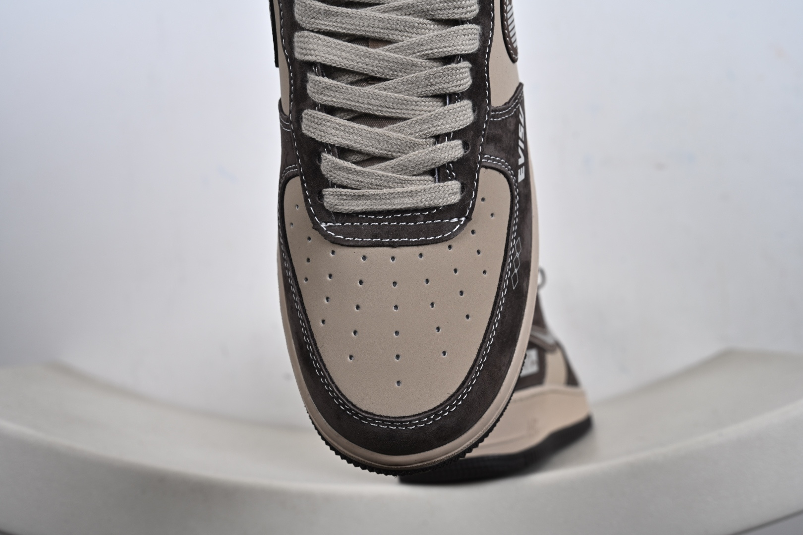 Nike Air Force 1'07 Low 咖棕拼浅卡其 空军一号低帮休闲板鞋 KL1688-001-Top High Quatity Cheap Sneakers Fashion Clothing Clothes Bags handbags Shoes of all Brand wholesale With The best Quality And Beautiful Price from China Factory Chinese suppliers wholesaler seller Nike Air Force 1'07 Low 咖棕拼浅卡其 空军一号低帮休闲板鞋 KL1688-001