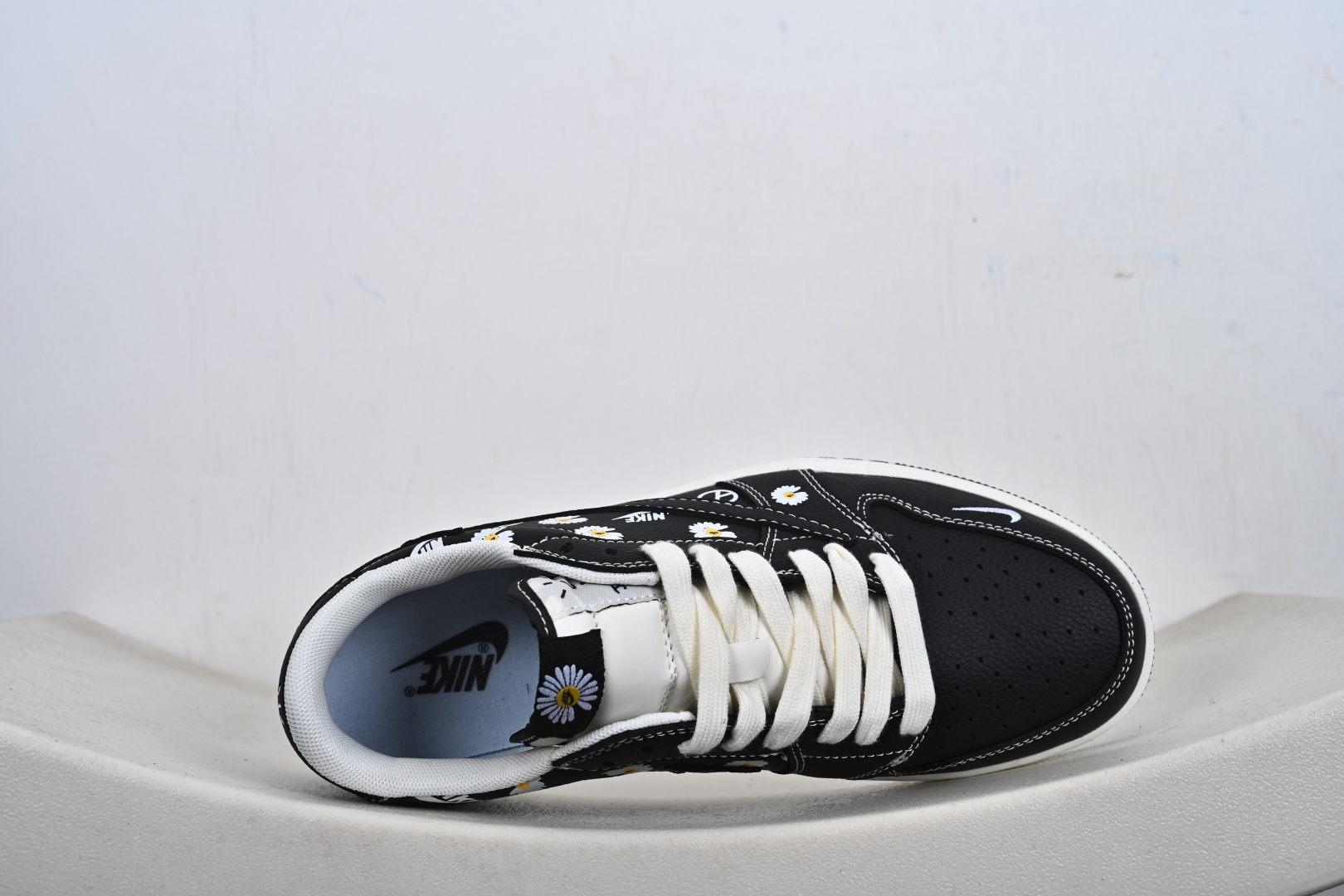 Nike Air Jordan 1 Low 定制配色 LV联名 定制AJ联名-高端定制 低帮复古文化板鞋 DZ2688-011