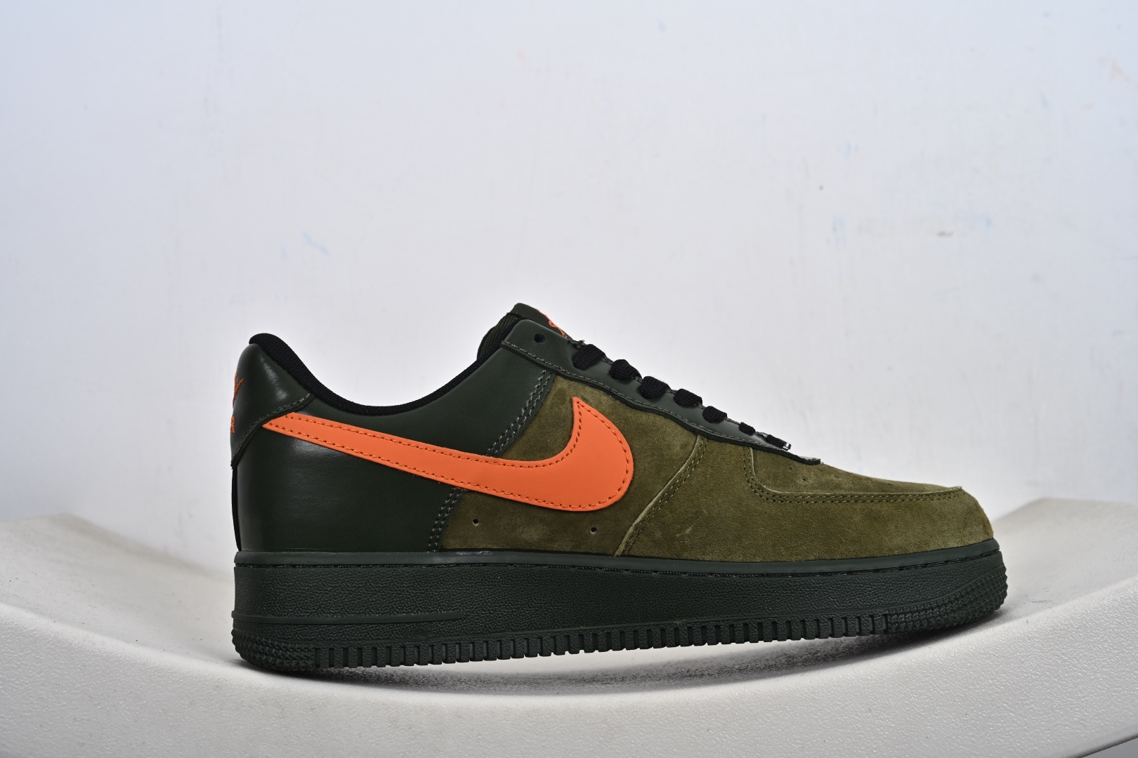 NIke Air Force 1 '07 Low “马年限定--军绿橙星” 空军一号低帮 运动鞋 休闲鞋 XY9025-010