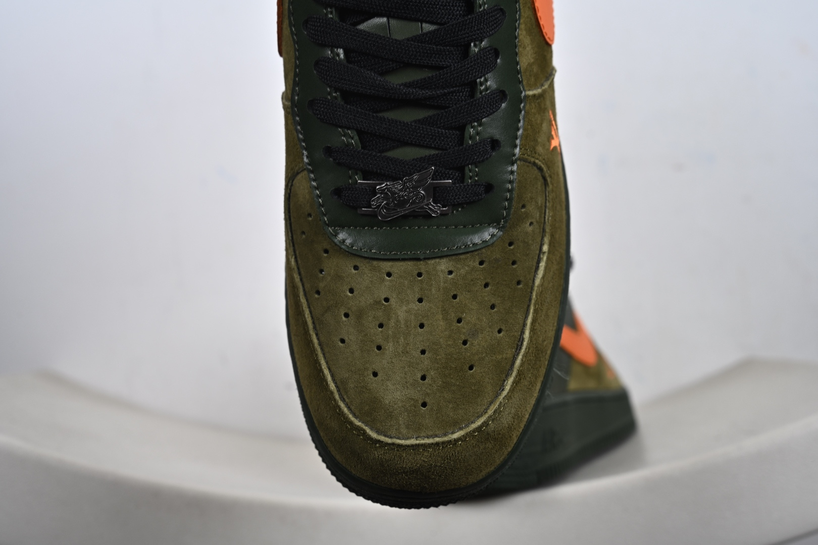 NIke Air Force 1 '07 Low “马年限定--军绿橙星” 空军一号低帮 运动鞋 休闲鞋 XY9025-010