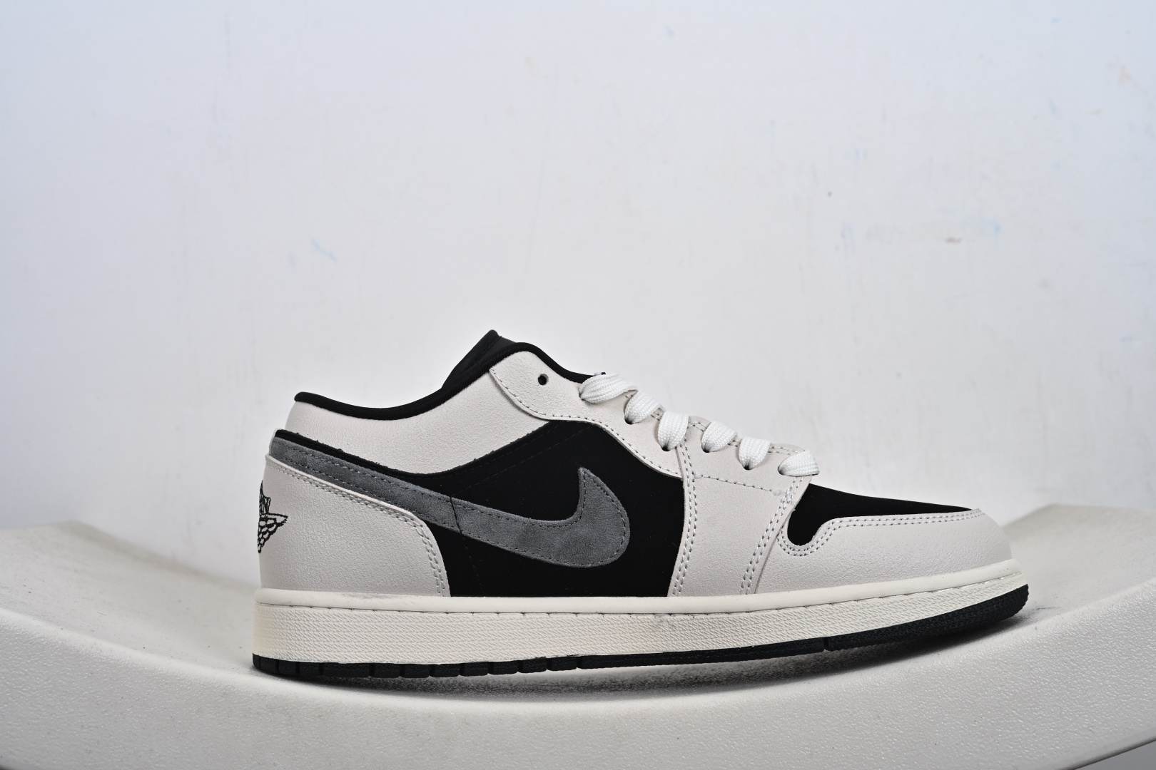 定制版 Air Jordan 1 Low AJ1 乔1迪奥联名 黑灰 高端定制 低帮复古篮球鞋 LD8888-012