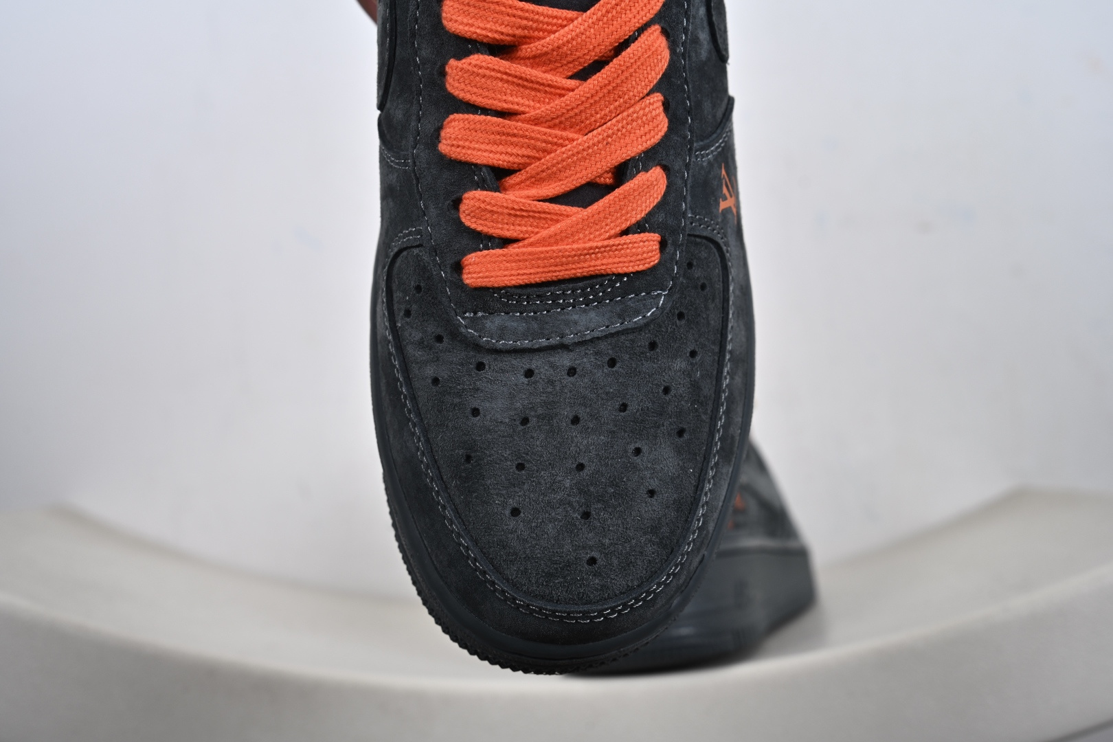NIke Air Force 1 '07 Low “马年限定--岩灰缀橙” 空军一号低帮 运动鞋 休闲鞋 FV3694-105-Top High Quatity Cheap Sneakers Fashion Clothing Clothes Bags handbags Shoes of all Brand wholesale With The best Quality And Beautiful Price from China Factory Chinese suppliers wholesaler seller NIke Air Force 1 '07 Low “马年限定--岩灰缀橙” 空军一号低帮 运动鞋 休闲鞋 FV3694-105