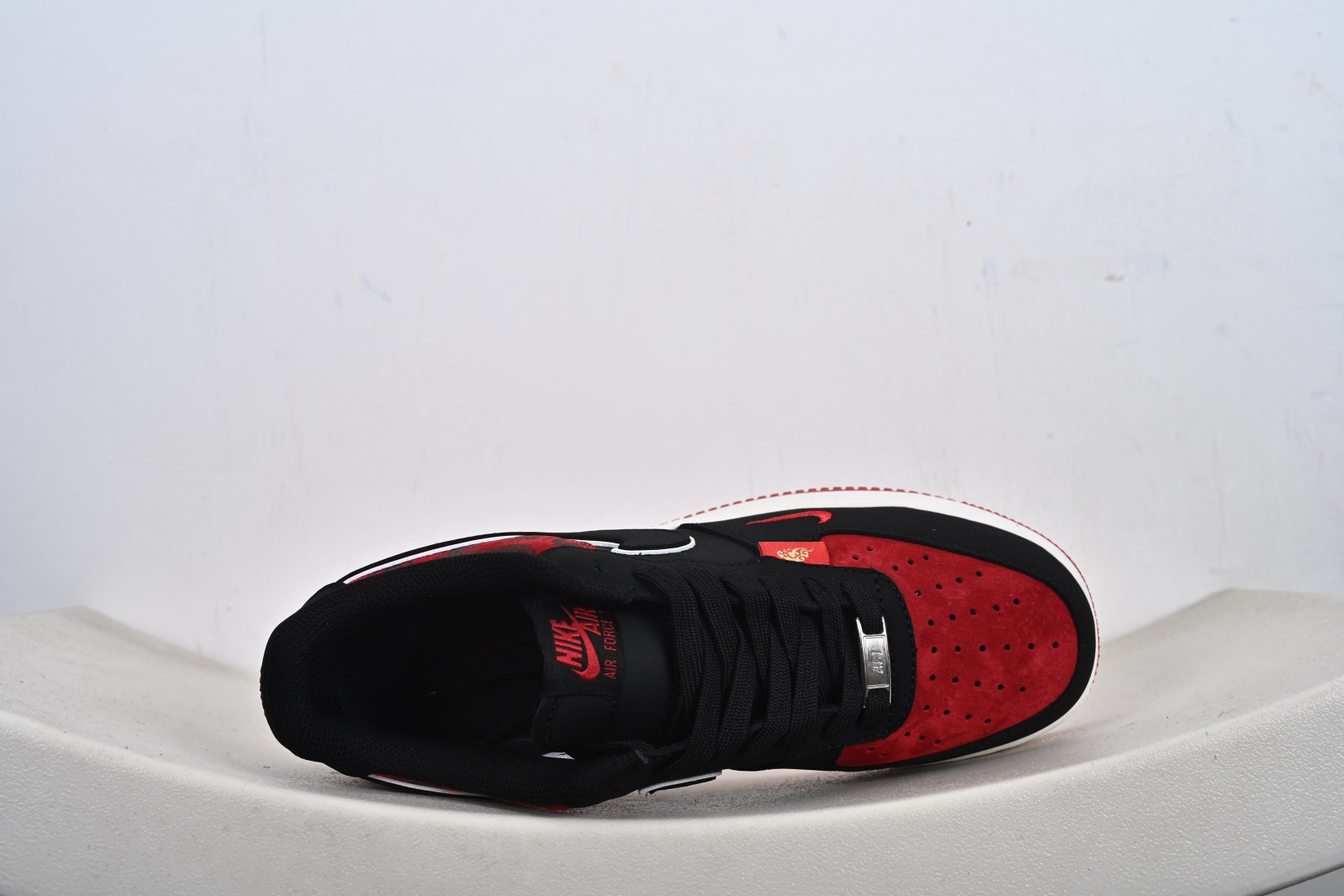 Nike AIR FORCE1'O7 WB 马年限定 XD6188-057