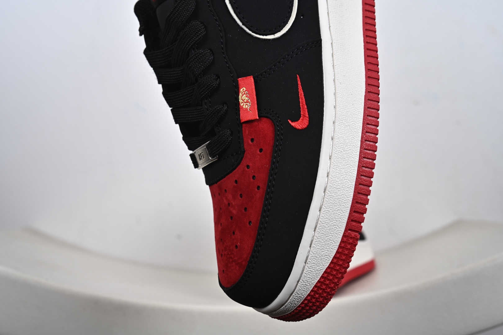 Nike AIR FORCE1'O7 WB 马年限定 XD6188-057