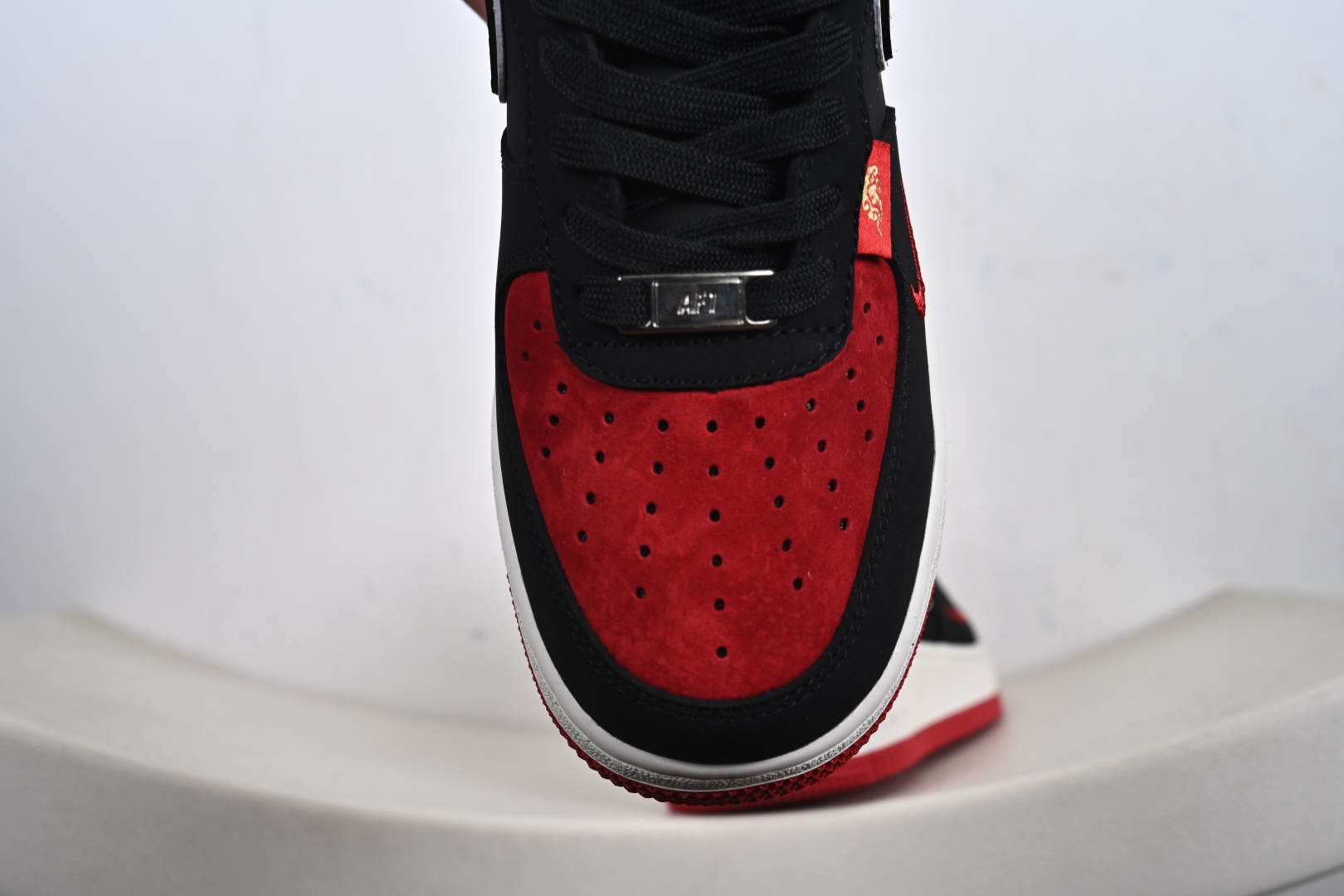 Nike AIR FORCE1'O7 WB 马年限定 XD6188-057