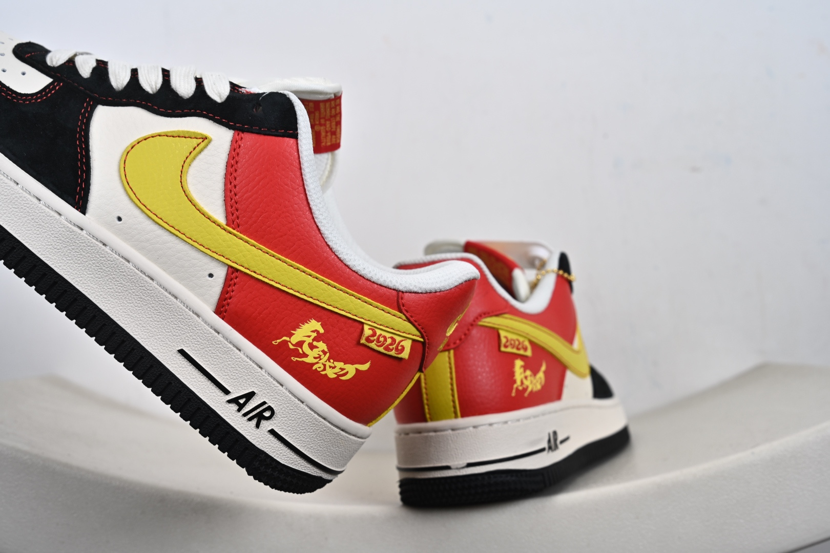 定制版 Air Force 1 '07 Low “马年限定-红金刺绣” XD0028-002-Top High Quatity Cheap Sneakers Fashion Clothing Clothes Bags handbags Shoes of all Brand wholesale With The best Quality And Beautiful Price from China Factory Chinese suppliers wholesaler seller 定制版 Air Force 1 '07 Low “马年限定-红金刺绣” XD0028-002