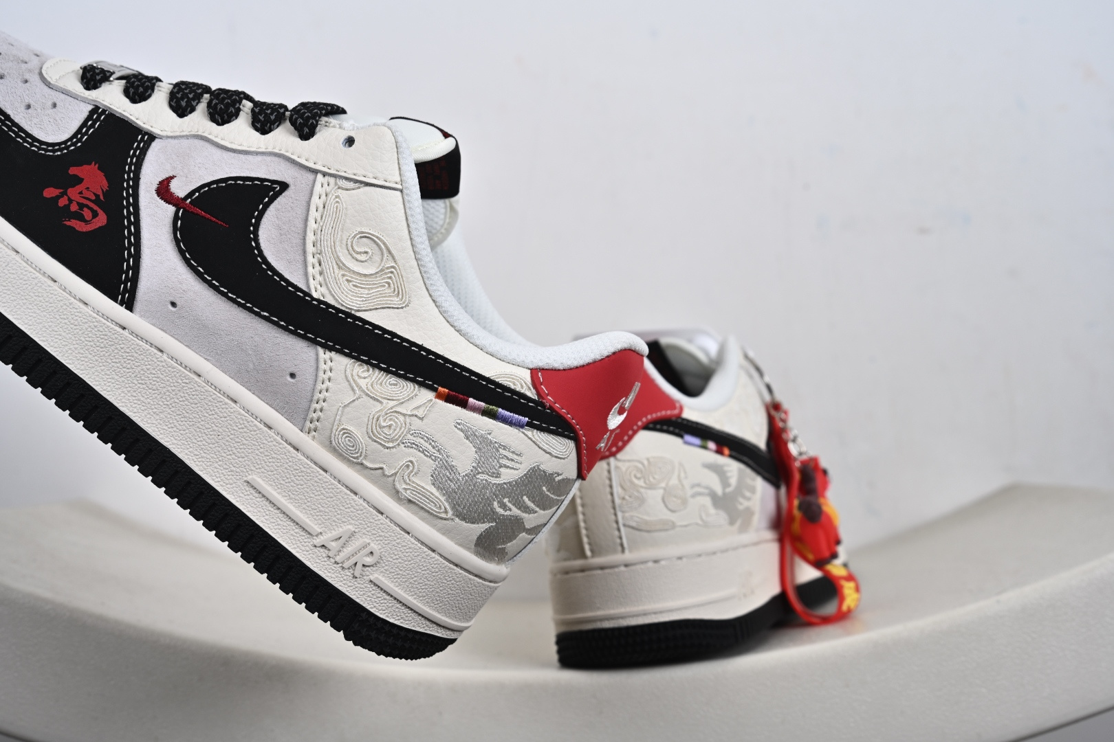 AIRFORCE1'07LV8 马年限定 FF9989-001