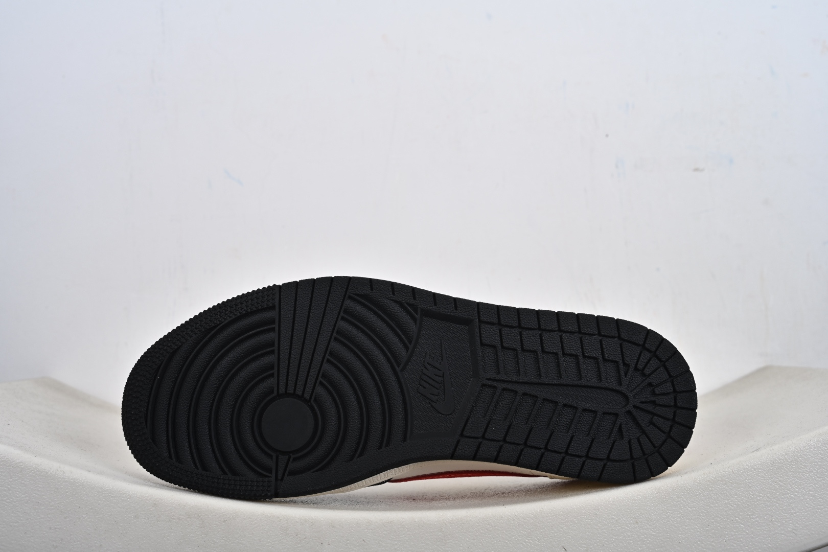 定制版 甲辰辞旧 丙午驭风|AJ1 Low 马年定制款重磅登场 FC1688-253-Top High Quatity Cheap Sneakers Fashion Clothing Clothes Bags handbags Shoes of all Brand wholesale With The best Quality And Beautiful Price from China Factory Chinese suppliers wholesaler seller 定制版 甲辰辞旧 丙午驭风|AJ1 Low 马年定制款重磅登场 FC1688-253