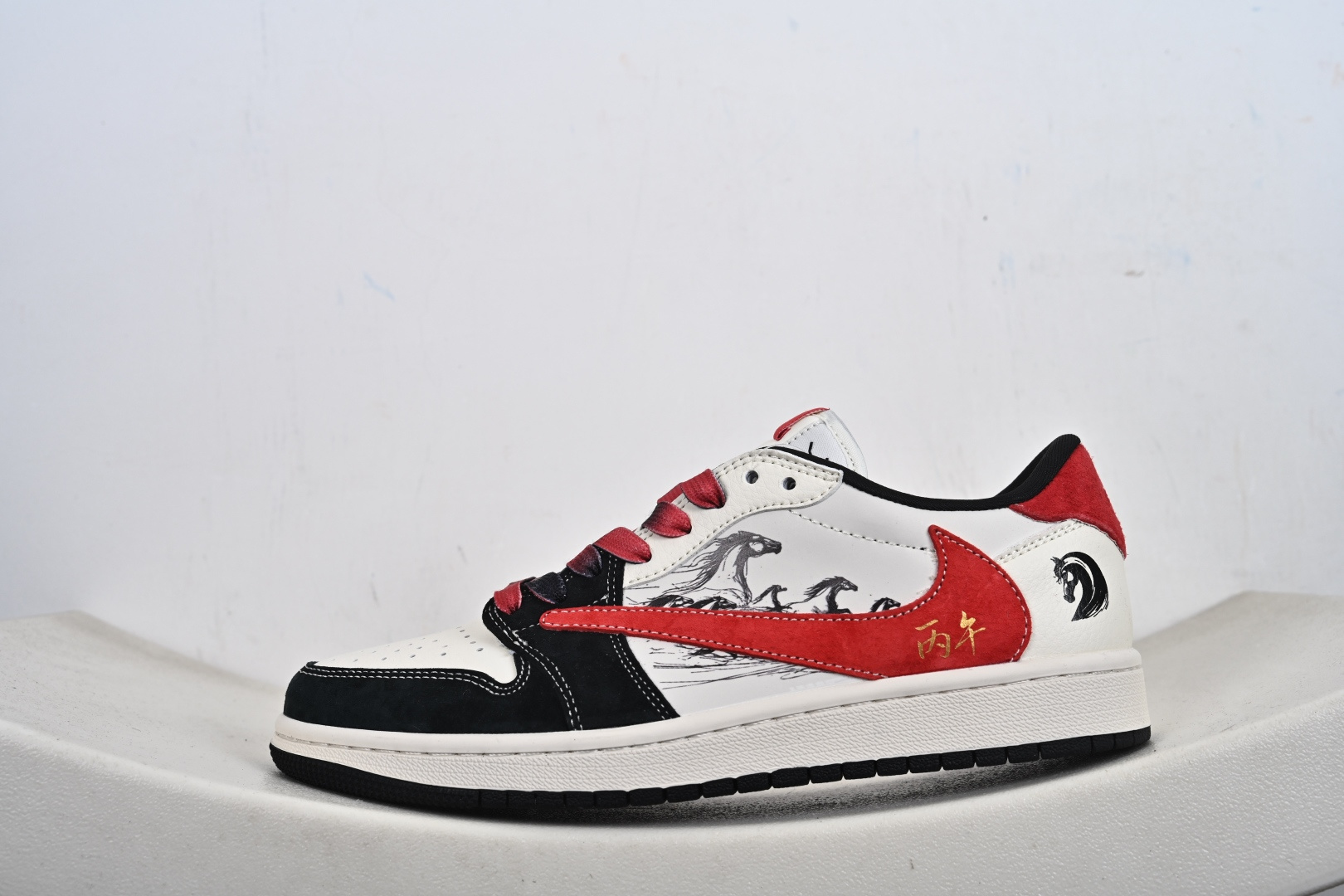 定制版 甲辰辞旧 丙午驭风|AJ1 Low 马年定制款重磅登场 FC1688-253-Top High Quatity Cheap Sneakers Fashion Clothing Clothes Bags handbags Shoes of all Brand wholesale With The best Quality And Beautiful Price from China Factory Chinese suppliers wholesaler seller 定制版 甲辰辞旧 丙午驭风|AJ1 Low 马年定制款重磅登场 FC1688-253