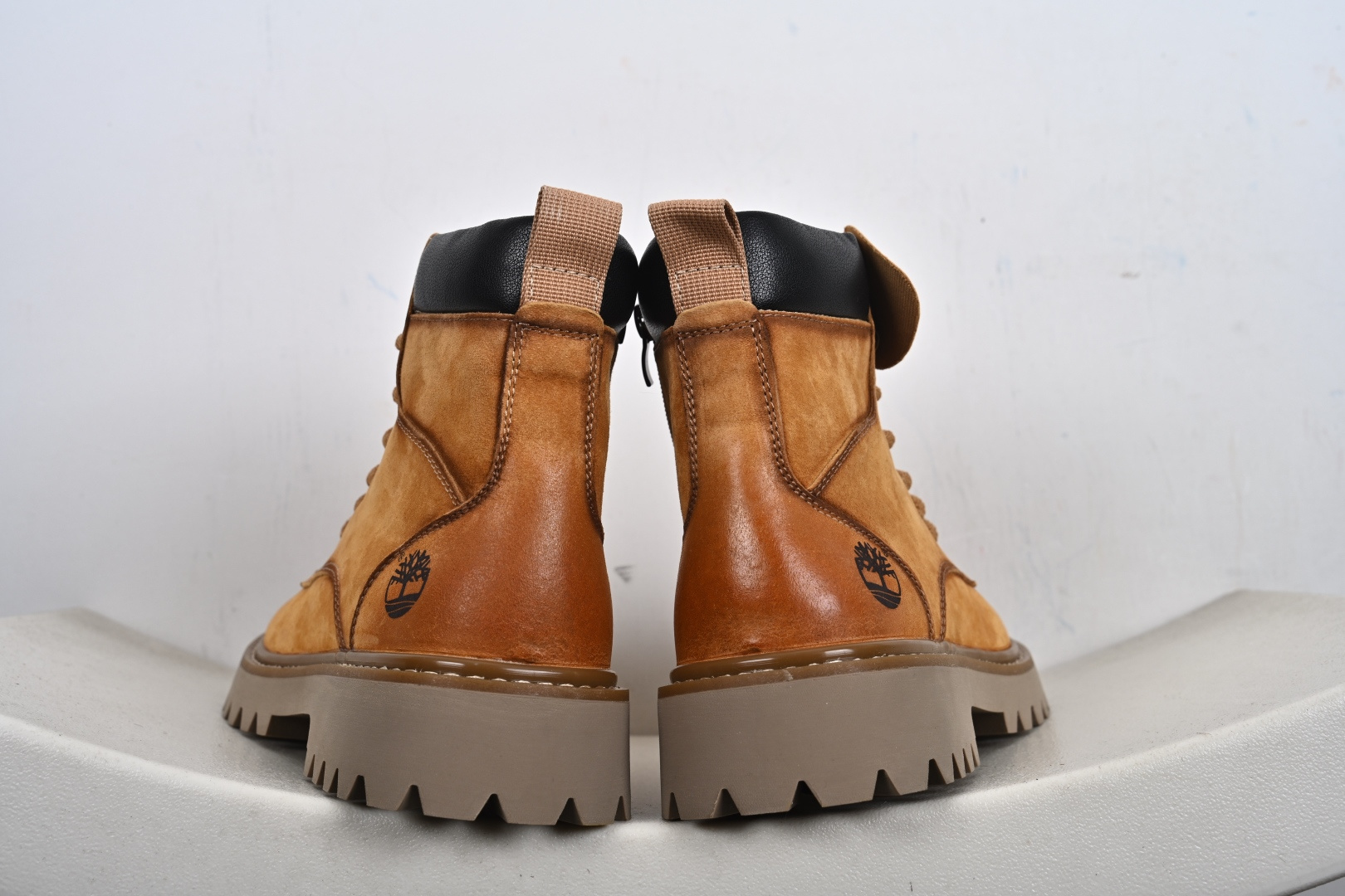 踢不烂 Timberland 添柏岚/天伯伦 秋冬必备户外加绒休闲大黄靴 TB10053-Top High Quatity Cheap Sneakers Fashion Clothing Clothes Bags handbags Shoes of all Brand wholesale With The best Quality And Beautiful Price from China Factory Chinese suppliers wholesaler seller 踢不烂 Timberland 添柏岚/天伯伦 秋冬必备户外加绒休闲大黄靴 TB10053