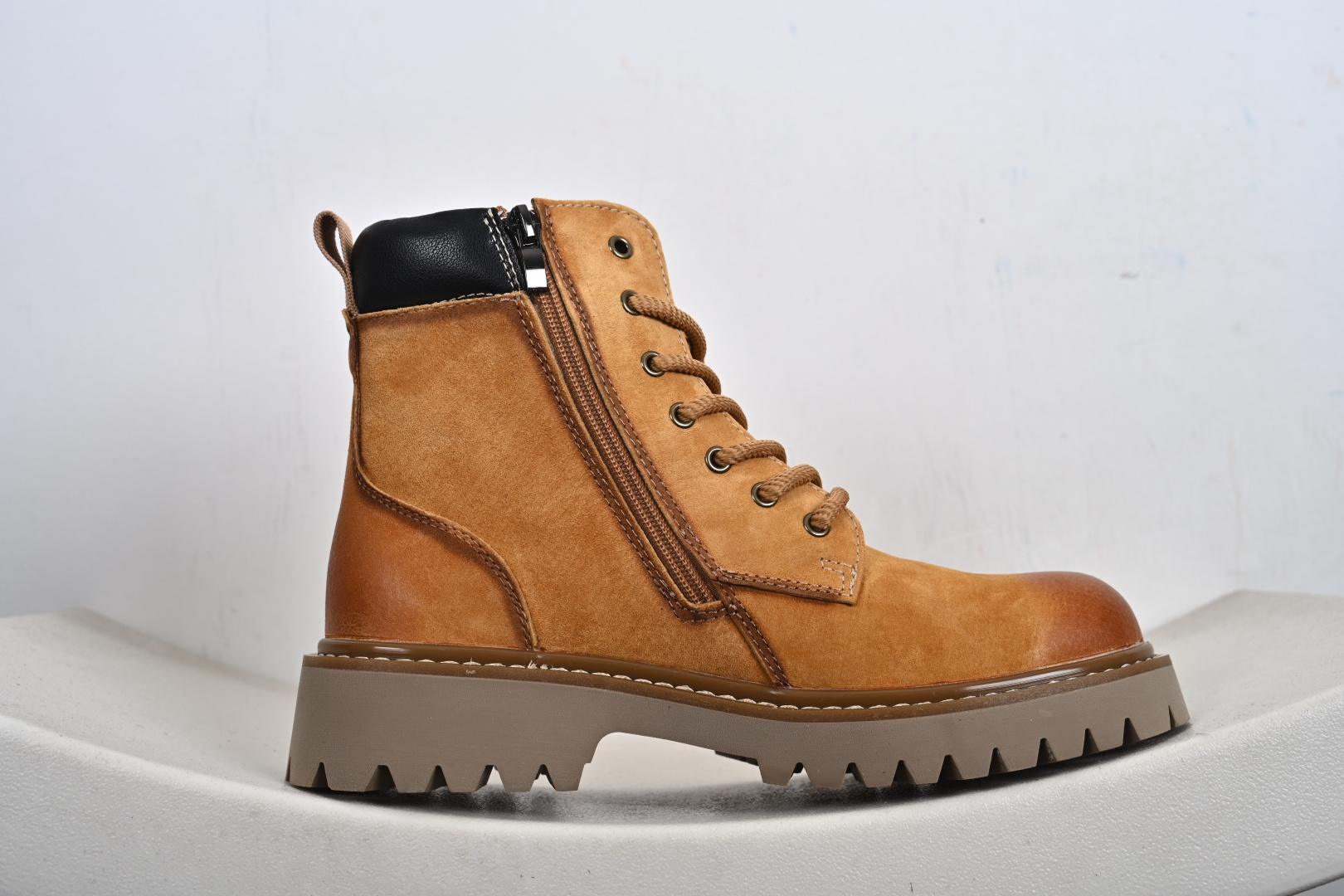 踢不烂 Timberland 添柏岚/天伯伦 秋冬必备户外加绒休闲大黄靴 TB10053-Top High Quatity Cheap Sneakers Fashion Clothing Clothes Bags handbags Shoes of all Brand wholesale With The best Quality And Beautiful Price from China Factory Chinese suppliers wholesaler seller 踢不烂 Timberland 添柏岚/天伯伦 秋冬必备户外加绒休闲大黄靴 TB10053