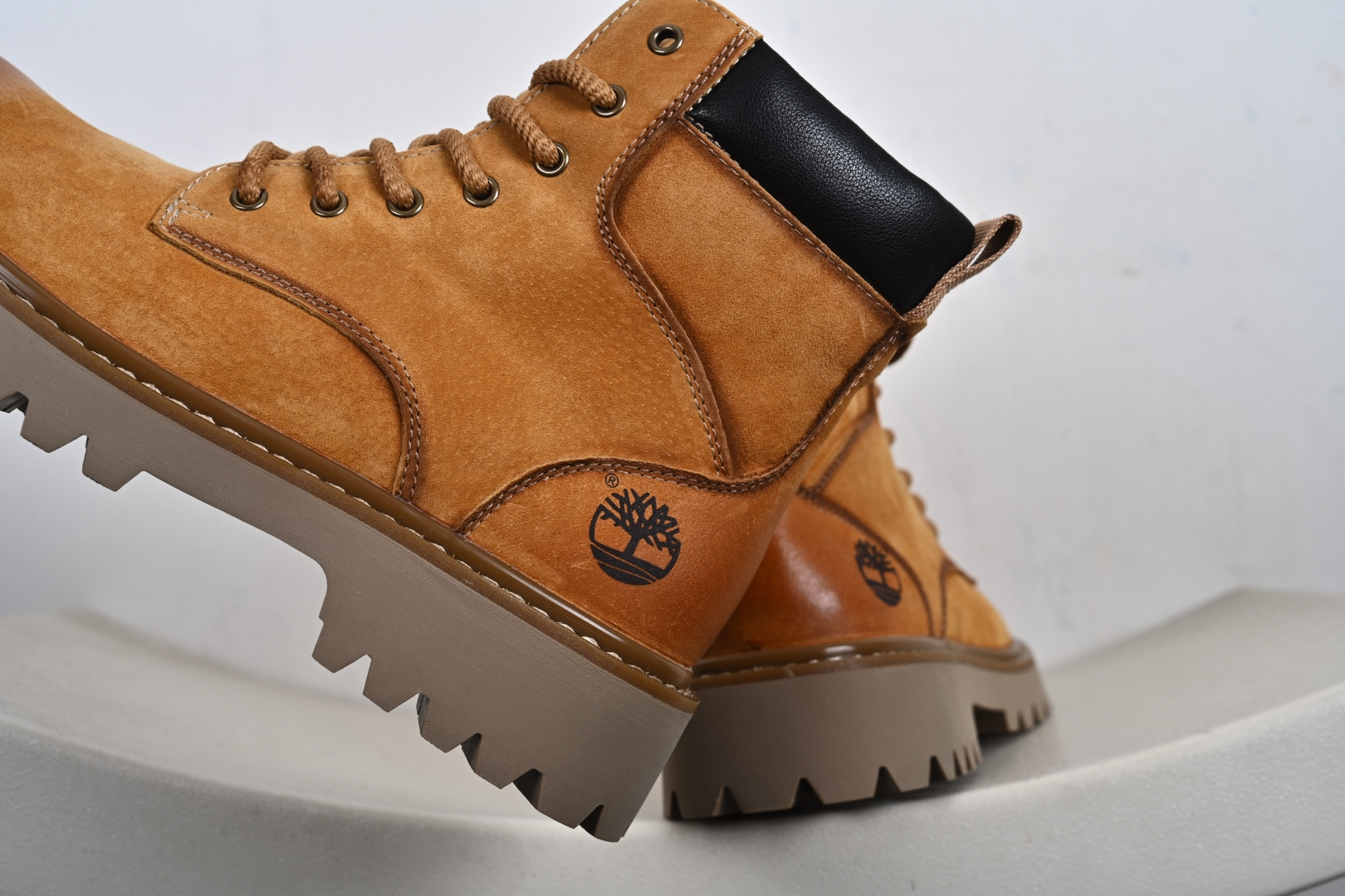 踢不烂 Timberland 添柏岚/天伯伦 秋冬必备户外加绒休闲大黄靴 TB10053-Top High Quatity Cheap Sneakers Fashion Clothing Clothes Bags handbags Shoes of all Brand wholesale With The best Quality And Beautiful Price from China Factory Chinese suppliers wholesaler seller 踢不烂 Timberland 添柏岚/天伯伦 秋冬必备户外加绒休闲大黄靴 TB10053